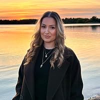 Profile Image for Sabina.