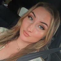 Profile Image for Frankie Bean.