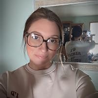 Profile Image for Emily Adams.