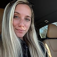 Profile Image for Courtney De Simone.