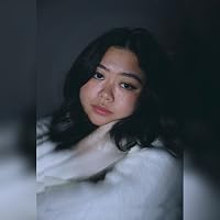 Profile Image for Gabrielle Dumrique.