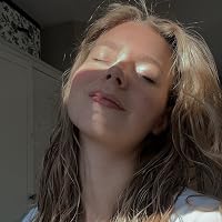 Profile Image for Maggie_xxxx.