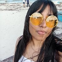 Profile Image for Carolina Farfán.
