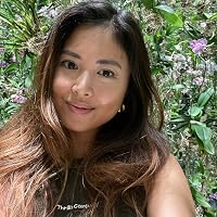 Profile Image for Emilie Tang.