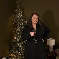 Profile Image for Chloe Tebay.