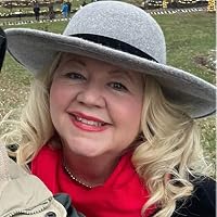 Profile Image for Deanna Lee.