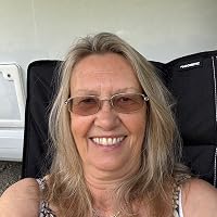 Profile Image for Lorna Greaves.