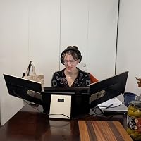 Profile Image for Josie Messersmith.