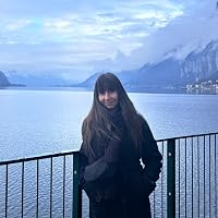Profile Image for Laura Natzke.