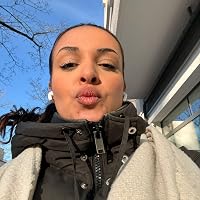 Profile Image for Jess.
