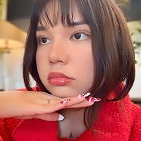 Profile Image for Elle Delavis.