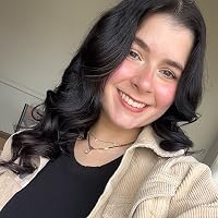 Profile Image for Isabela Clubb.