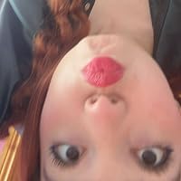 Profile Image for Chloe.
