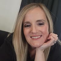 Profile Image for Emily L Banks.