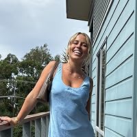 Profile Image for Brooke Young.