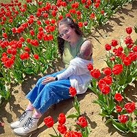 Profile Image for Samantha Hall.