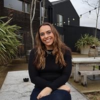 Profile Image for Caroline Vigna.