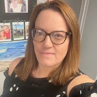 Profile Image for Laura Vopelius.