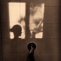 Profile Image for Mariana Amador.