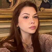 Profile Image for Mila Nova.