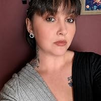 Profile Image for Lindy Hughes.