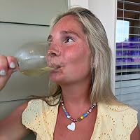 Profile Image for Sara Twisdale.