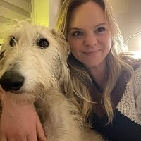 Profile Image for Louise Johnson.