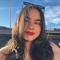 Profile Image for Denisse.
