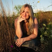 Profile Image for Linnea Treder.