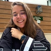 Profile Image for Ana Castro.