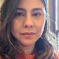 Profile Image for Julía Serrano-Smelley .