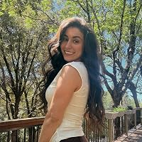 Profile Image for Nichole.