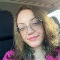 Profile Image for Hannah Lopez.