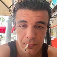 Profile Image for Óscar Mengual.