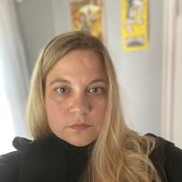Profile Image for Amanda Vawter.