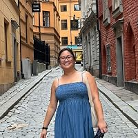 Profile Image for Kristen Valera.