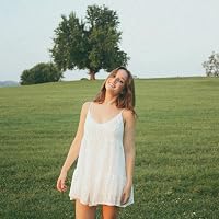 Profile Image for Rachael Ferguson.