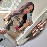 Profile Image for Sara Crossman.