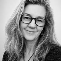 Profile Image for Linda Cockburn.