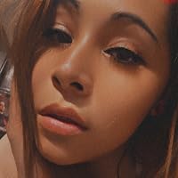 Profile Image for Domi.