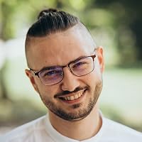 Profile Image for Maksym Makar.
