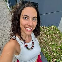 Profile Image for Nina Ricciulli.