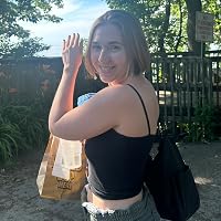 Profile Image for Ashley.