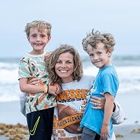 Profile Image for Emily Hullander.