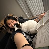 Profile Image for Rina Wong.