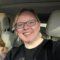 Profile Image for Heather Lanfer.