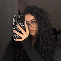 Profile Image for Larissa.