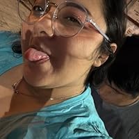 Profile Image for Monserrat Wong.