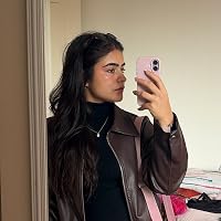 Profile Image for Sofia Bolton.