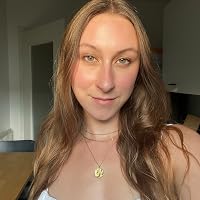 Profile Image for Luisa.